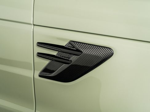 Used 2022 Land Rover Range Rover Sport SVR Carbon Edition image 25