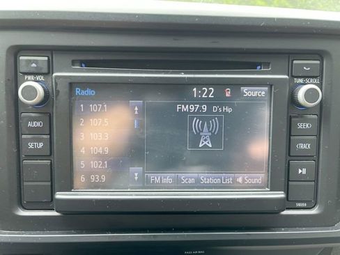 Used 2019 Toyota Tacoma SR w/ SR Convenience Package RWD image 14