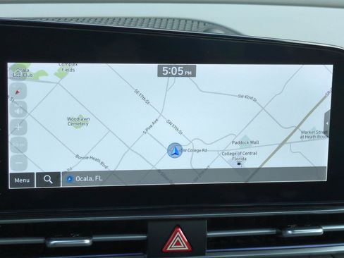 Certified 2025 Hyundai Elantra SEL FWD image 17
