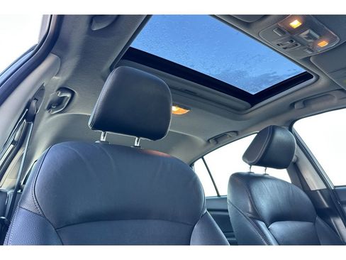 Used 2013 Subaru Impreza 2.0i Limited image 18