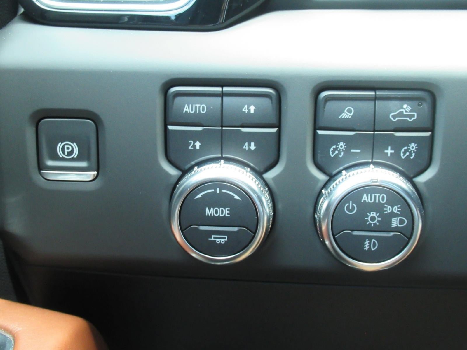 Used 2024 GMC Sierra 1500 Denali Ultimate AWD/4WD image 23