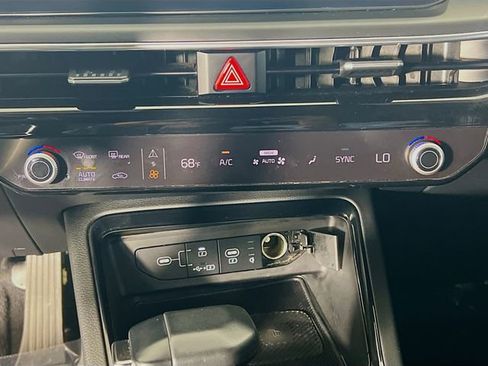 Used 2025 Kia K5 GT-Line w/ GT-Line Premium Package image 23