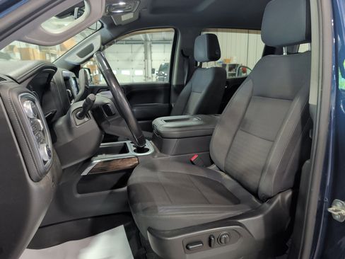 Used 2020 GMC Sierra 1500 Elevation w/ Elevation Value Package AWD/4WD image 8