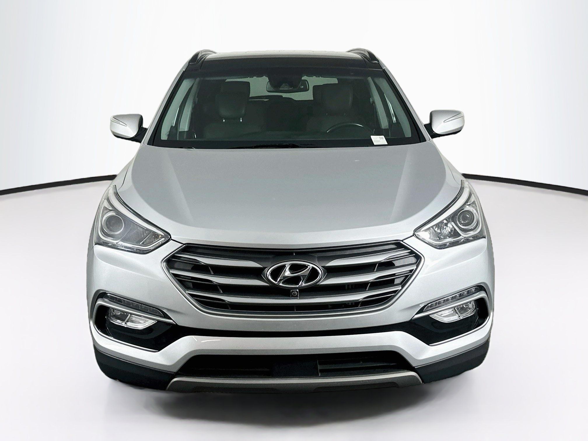Used 2018 Hyundai Santa Fe Sport w/ 2.0T Ultimate Tech Package 05 FWD image 2