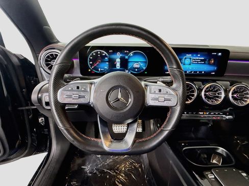 Used 2022 Mercedes-Benz CLA 250 image 13