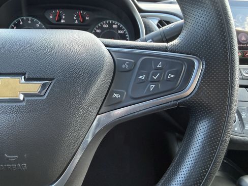 Used 2024 Chevrolet Malibu LT FWD image 19