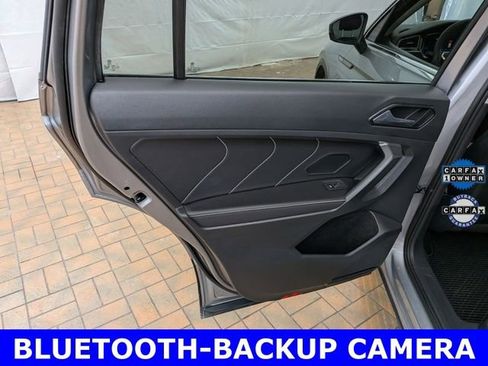 Used 2022 Volkswagen Tiguan SE image 20