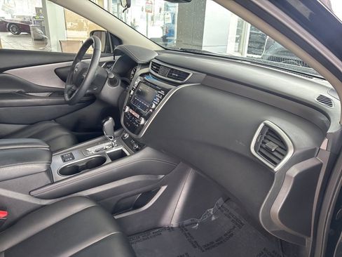 Used 2024 Nissan Murano SV image 36
