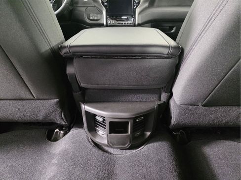 New 2026 RAM 2500 Tradesman AWD/4WD image 17