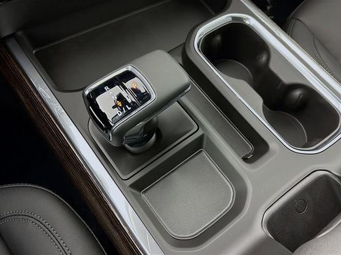 New 2026 GMC Sierra 1500 Elevation w/ Elevation Premium Package image 17