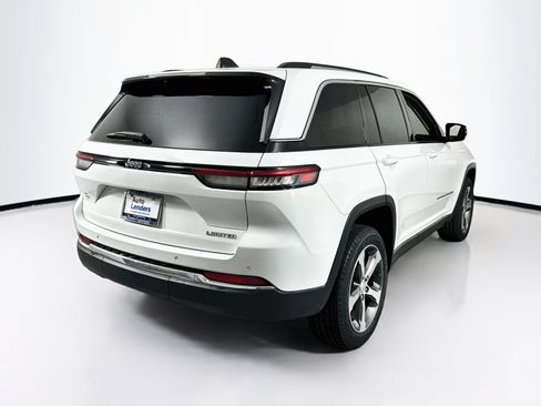 Used 2023 Jeep Grand Cherokee Limited RWD image 5