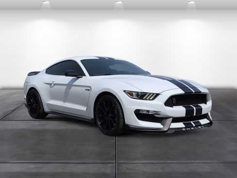 Used 2020 Ford Mustang Shelby GT350 w/ Technology Package image 2
