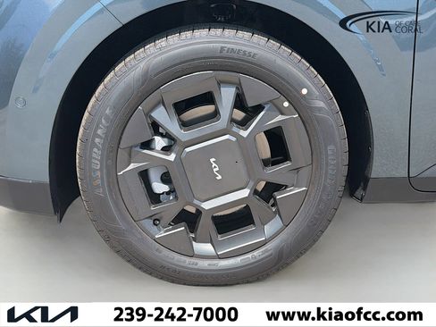 New 2026 Kia Carnival SX image 41