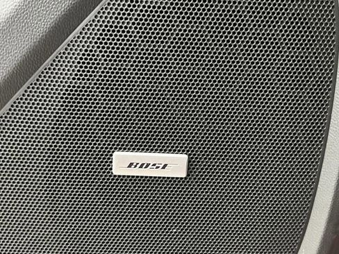 Used 2023 Chevrolet Traverse RS image 30