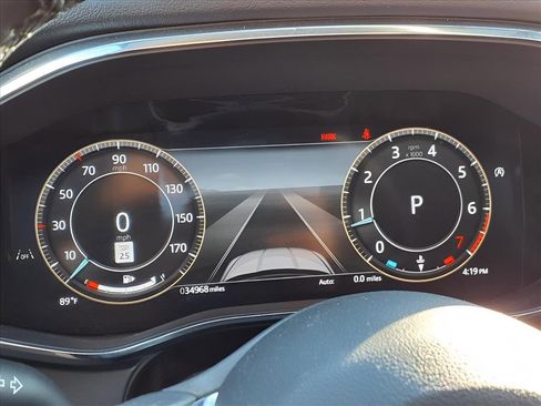 Used 2025 Jaguar F-PACE R-Dynamic S image 18