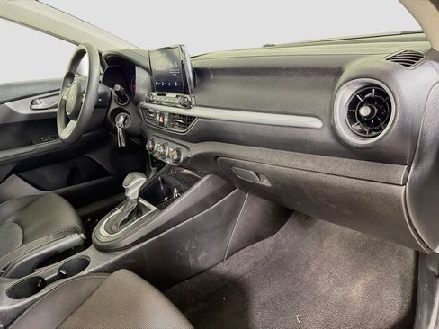 Used 2023 Kia Forte LXS w/ LXS Technology Package FWD image 30