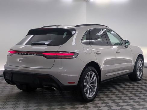 Certified 2026 Porsche Macan AWD/4WD image 6