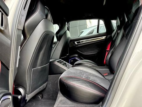 Used 2019 Porsche Panamera GTS AWD/4WD image 30
