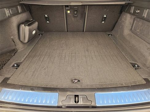 Used 2025 Land Rover Range Rover Velar Dynamic SE image 30