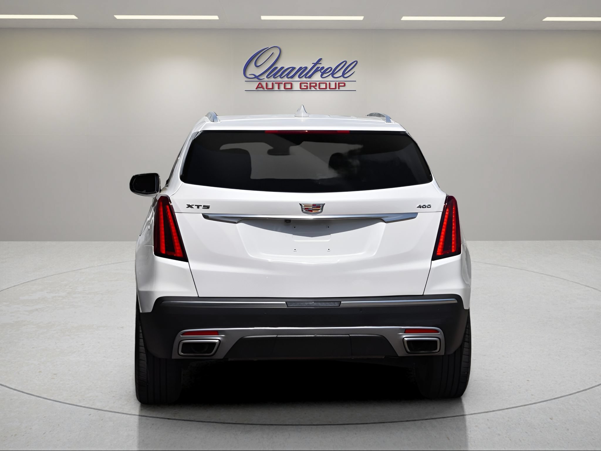 Used 2025 Cadillac XT5 Premium Luxury FWD image 5