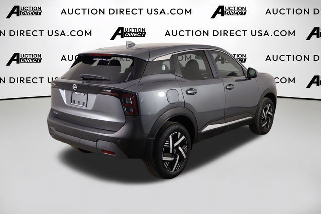 Used 2025 Nissan Kicks SV FWD image 39