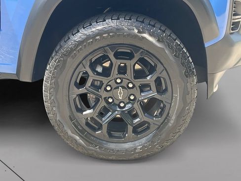 Used 2026 Chevrolet Colorado Trail Boss AWD/4WD image 9