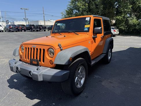 Used 2012 Jeep Wrangler Sport AWD/4WD image 3