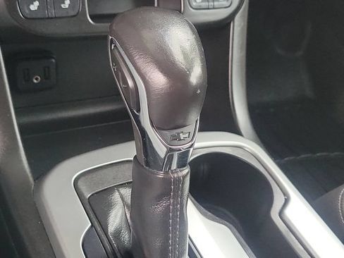 Used 2022 Chevrolet Colorado ZR2 AWD/4WD image 15