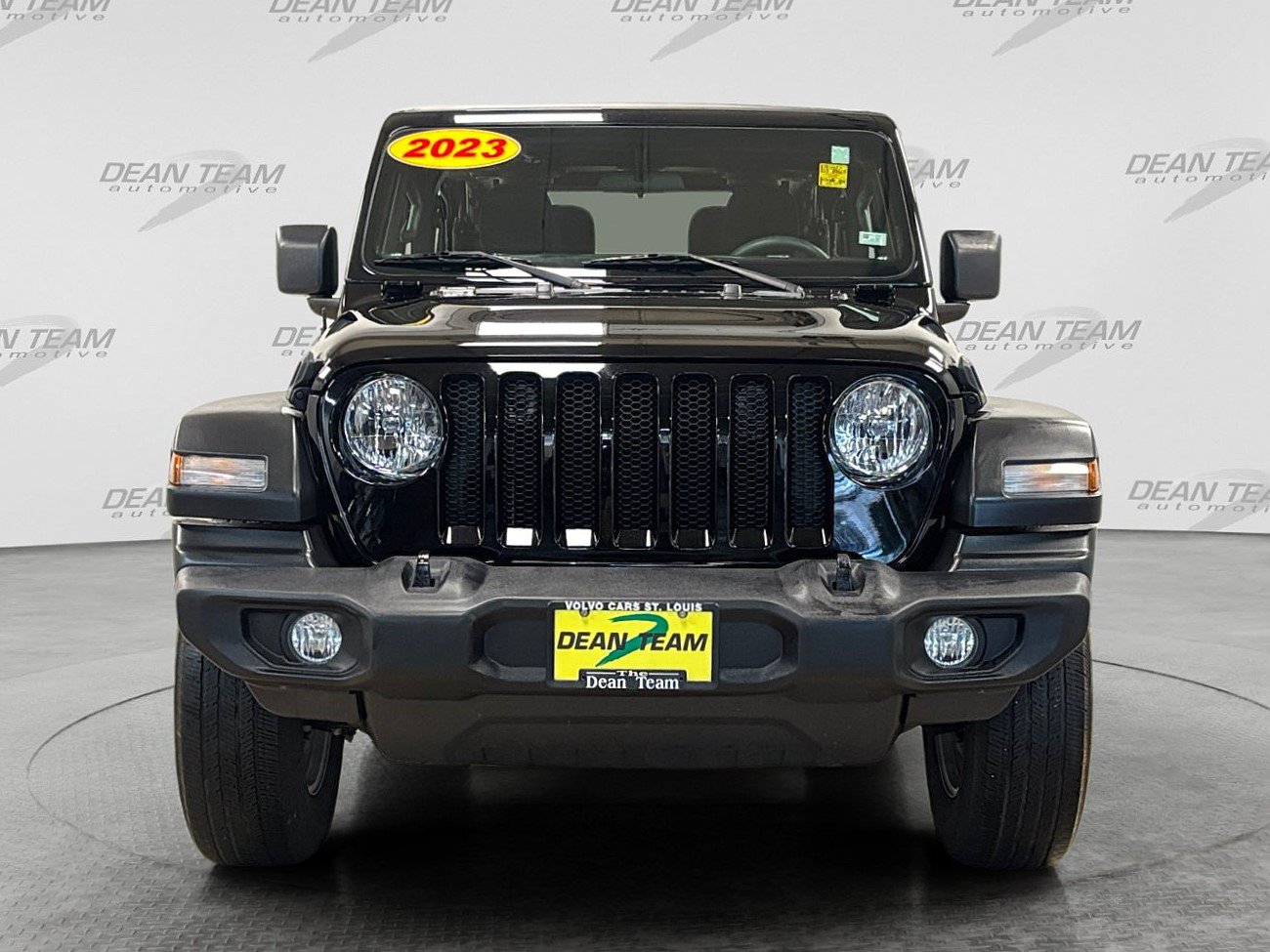 Used 2023 Jeep Wrangler Sport AWD/4WD image 7