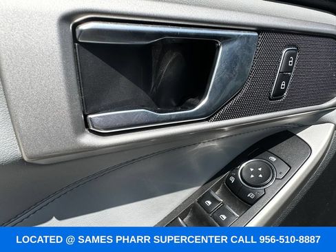 Used 2023 Ford Explorer XLT w/ Equipment Group 202A RWD image 24