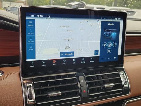 Used 2024 Lincoln Navigator Reserve AWD/4WD image 22
