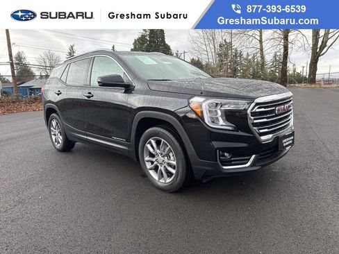 Used 2024 GMC Terrain SLT image 1