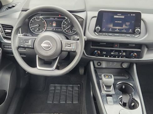 Used 2024 Nissan Rogue SV image 26