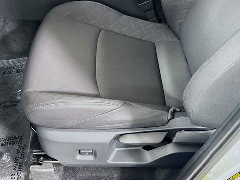 Certified 2025 Toyota Tacoma SR AWD/4WD image 18