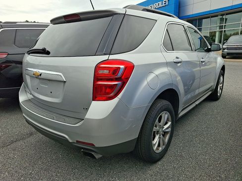 Used 2017 Chevrolet Equinox LT w/ Convenience Package AWD/4WD image 6