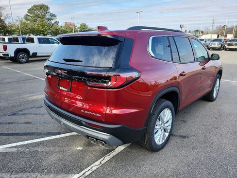 Used 2026 GMC Acadia Elevation w/ Elevation Premium Package FWD image 3