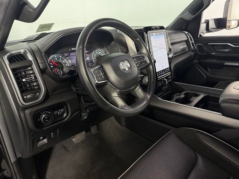 Used 2024 RAM 1500 Laramie AWD/4WD image 23