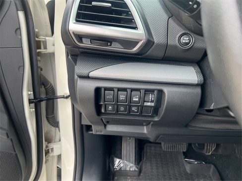 Used 2020 Subaru Forester Limited image 19