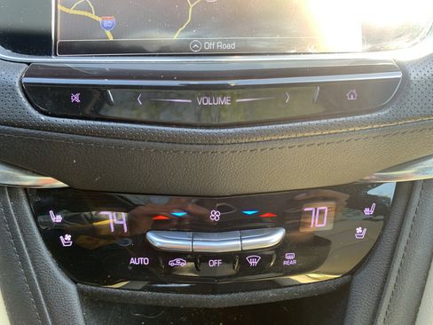 Used 2019 Cadillac XT5 Premium Luxury image 28