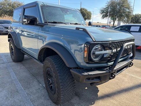 Used 2021 Ford Bronco First Edition image 3