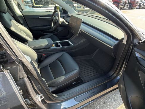 Used 2023 Tesla Model 3 Performance image 20