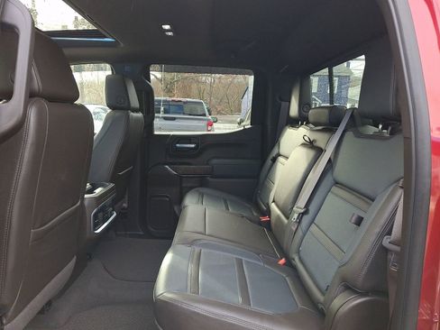 Used 2022 GMC Sierra 1500 Denali w/ Denali Premium Package image 10