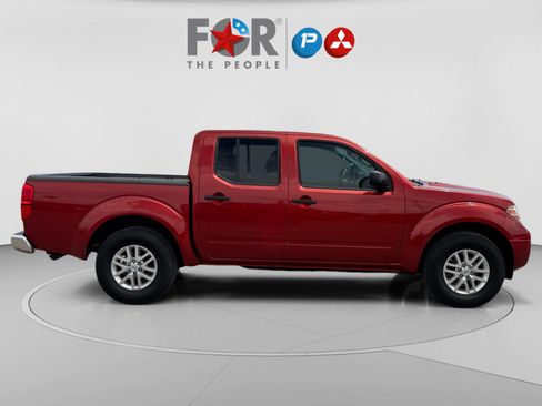 Used 2016 Nissan Frontier SV w/ SV Value Truck Package image 6