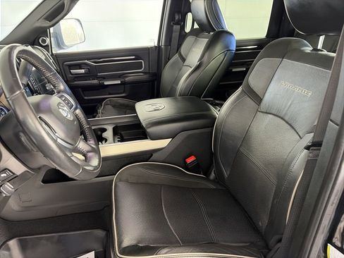 Used 2019 RAM 3500 Laramie image 14