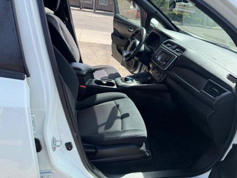 Used 2019 Nissan Leaf S w/ S Charge Package FWD image 10