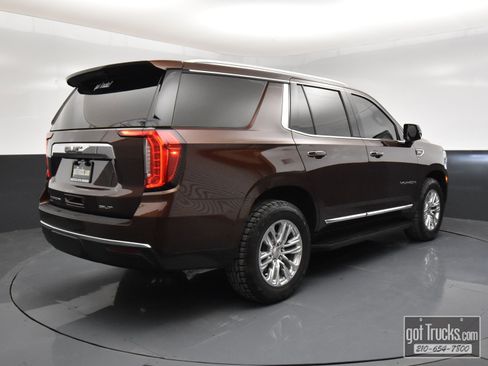 Used 2022 GMC Yukon SLT w/ SLT Premium Package image 49