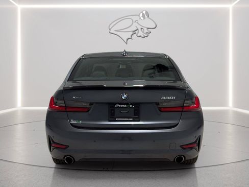 Used 2019 BMW 330i xDrive Sedan w/ Convenience Package AWD/4WD image 4