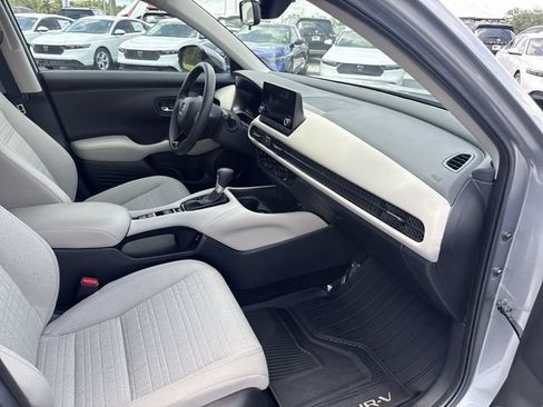 Used 2025 Honda HR-V LX image 18