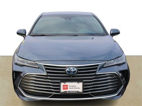 Certified 2020 Toyota Avalon Limited image 9
