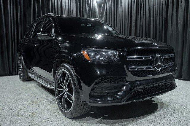 Used 2021 Mercedes-Benz GLS 580 4MATIC image 3